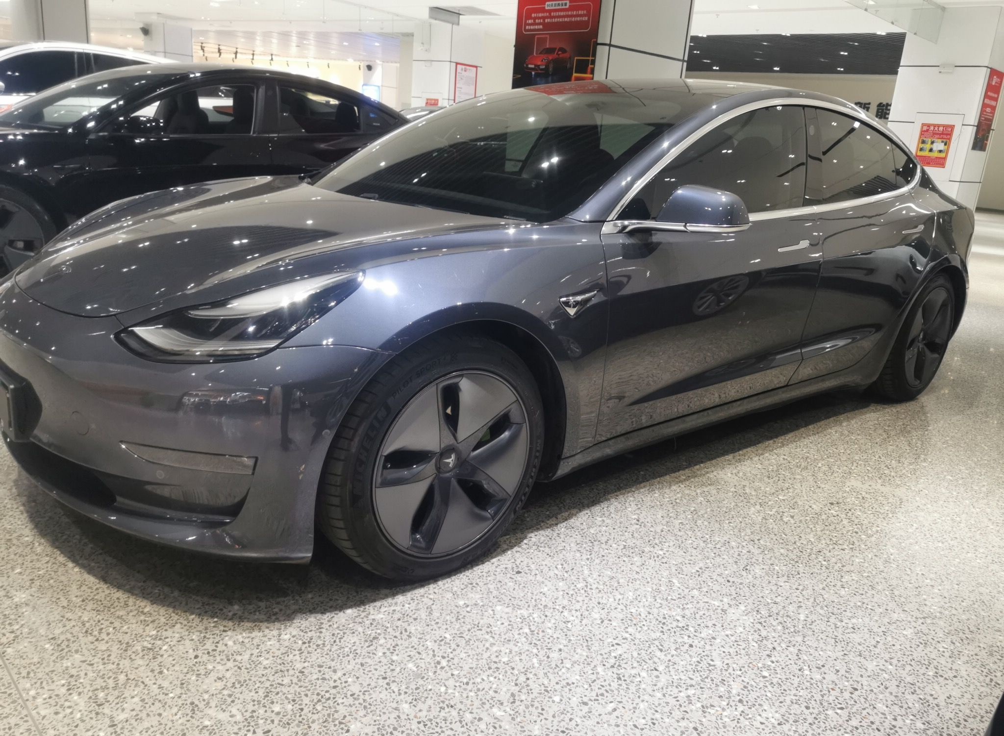 特斯拉 Model 3 2019款 长续航后驱版(进口)