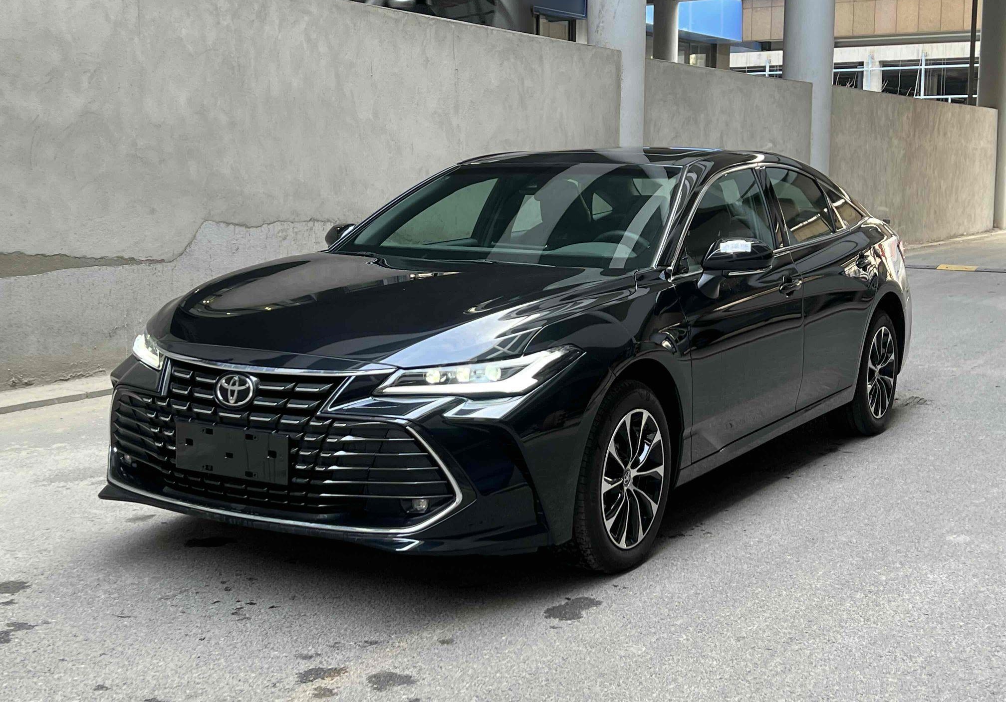 丰田 亚洲龙 2022款 2.0L 进取版