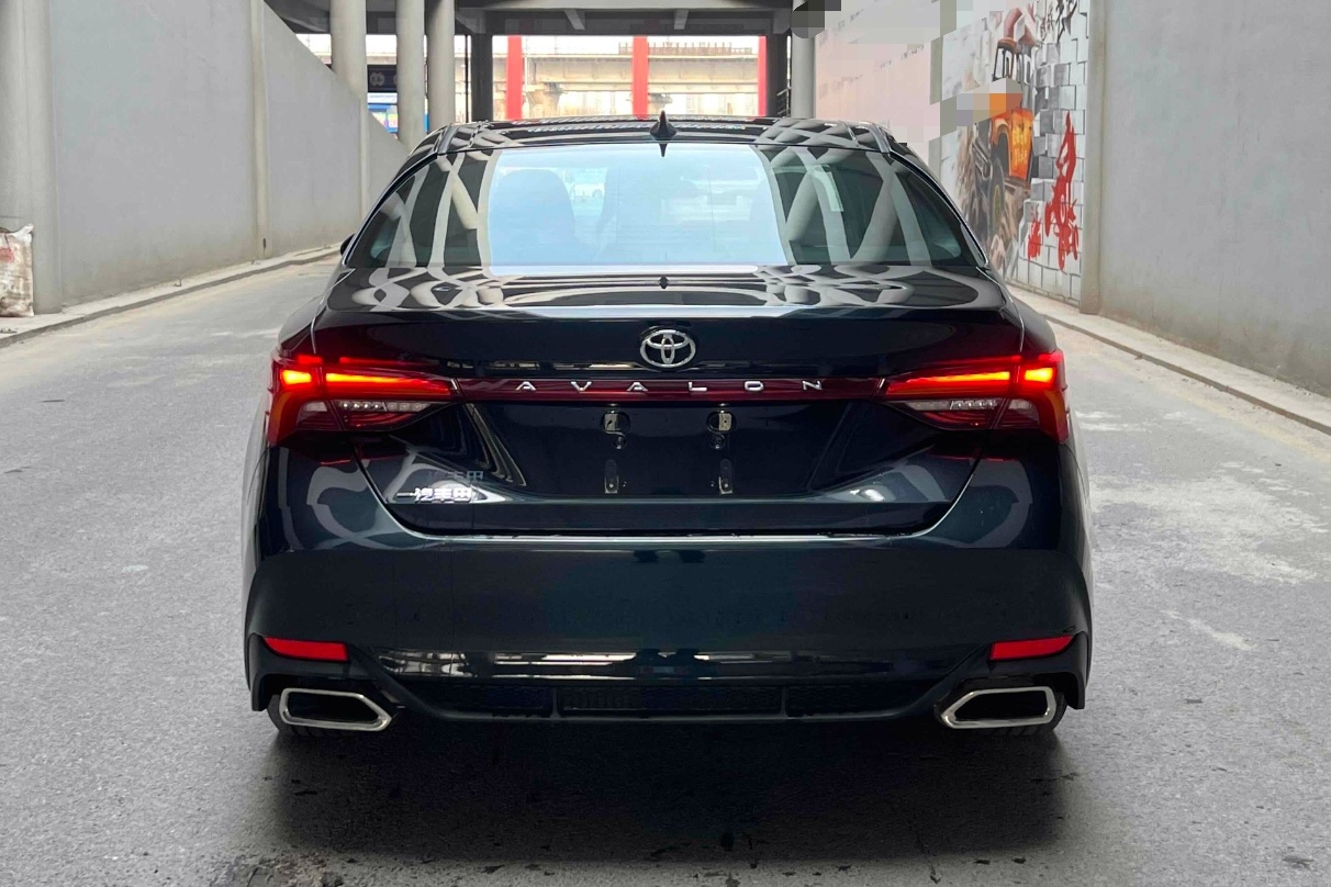 丰田 亚洲龙 2022款 2.0L 进取版