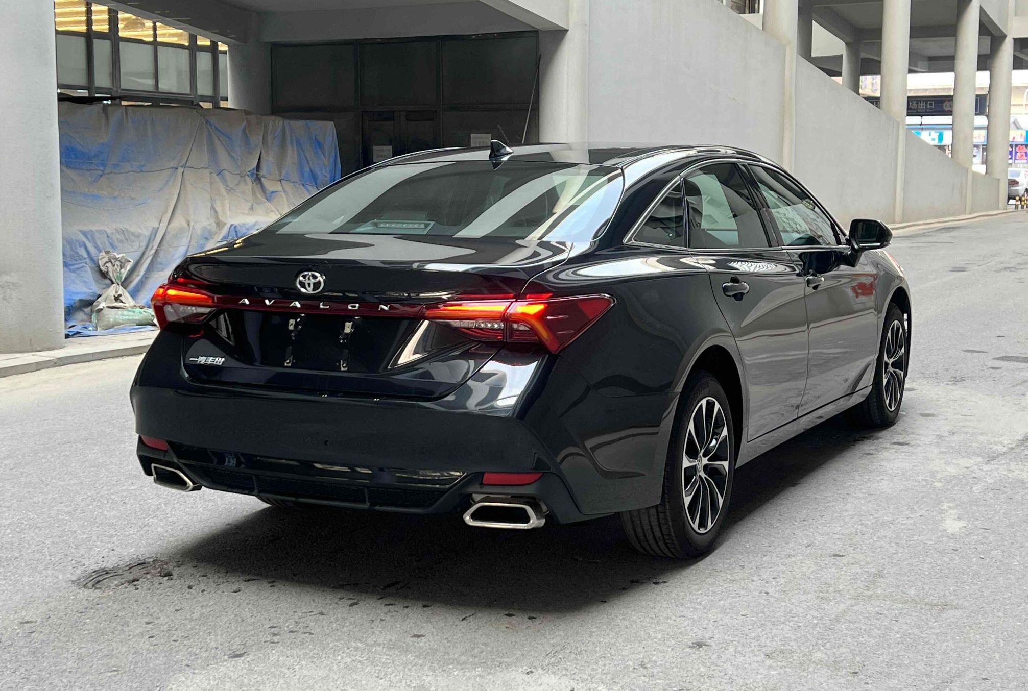 丰田 亚洲龙 2022款 2.0L 进取版