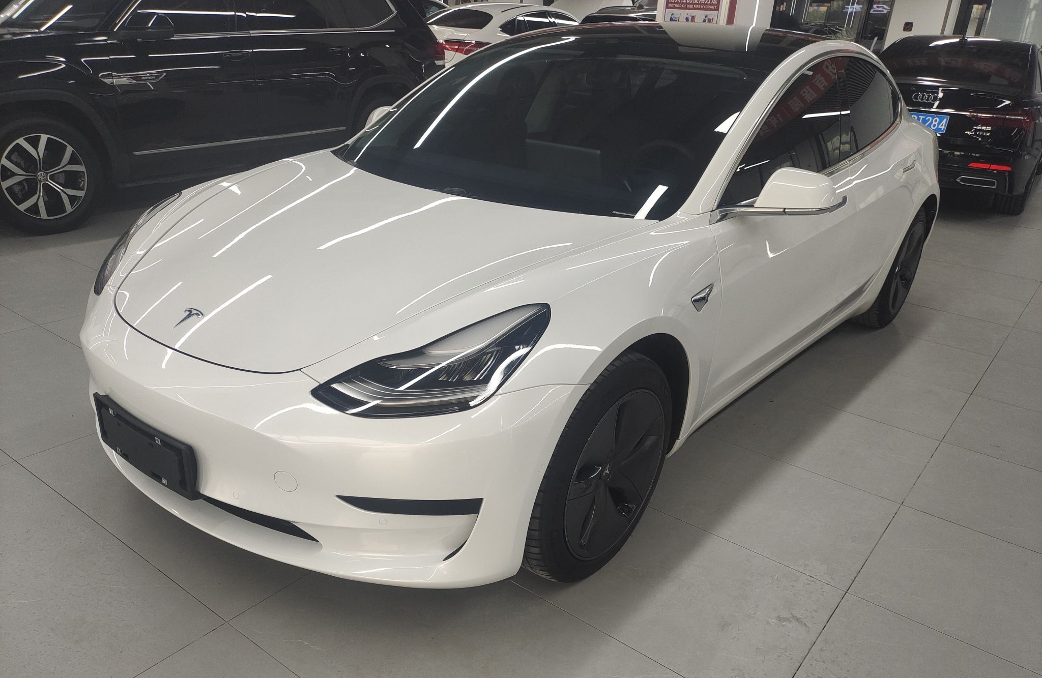 特斯拉 Model 3 2020款 标准续航后驱升级版