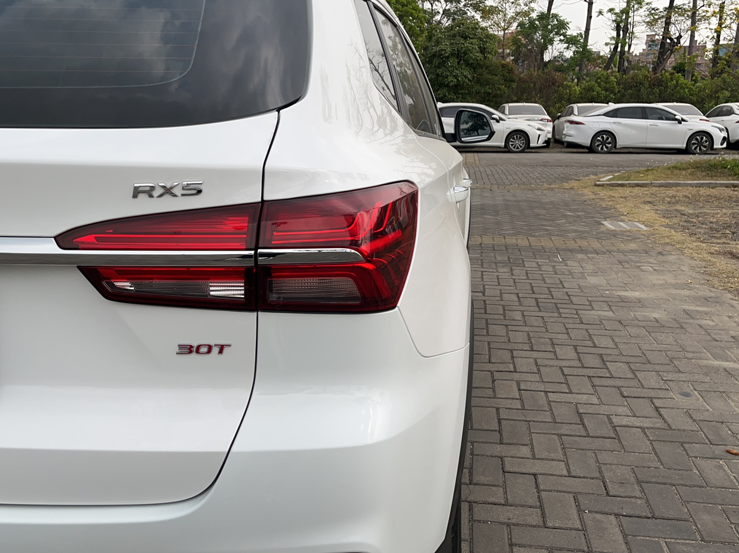 荣威RX5 2016款 30T 两驱自动互联网智享版