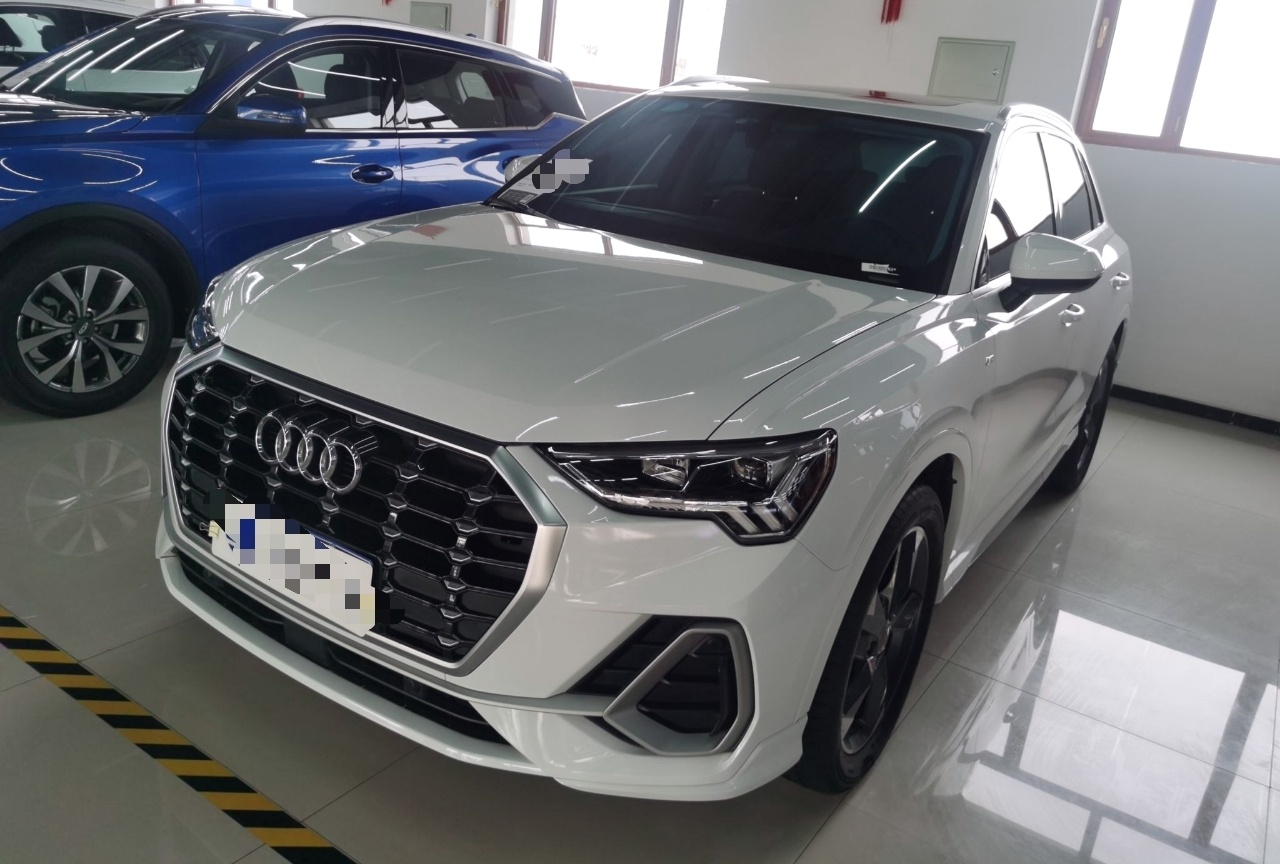 奥迪Q3 2020款 35 TFSI 时尚动感型