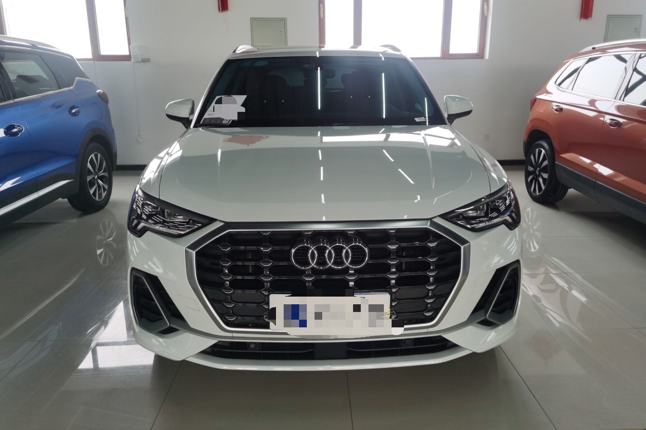 奥迪Q3 2020款 35 TFSI 时尚动感型