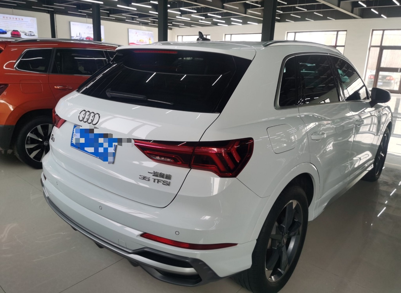 奥迪Q3 2020款 35 TFSI 时尚动感型