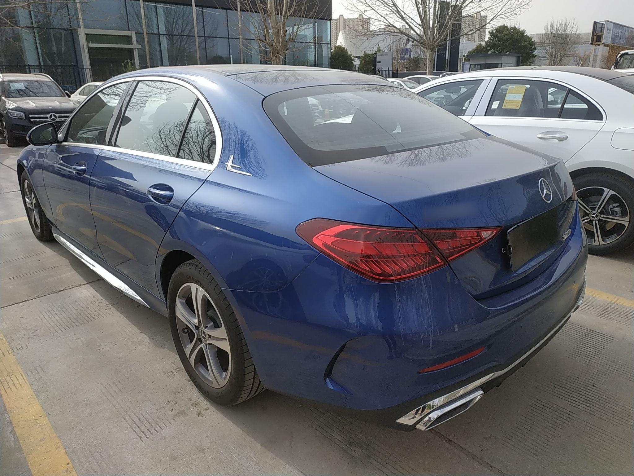 奔驰C级 2022款 C 200 L 运动版