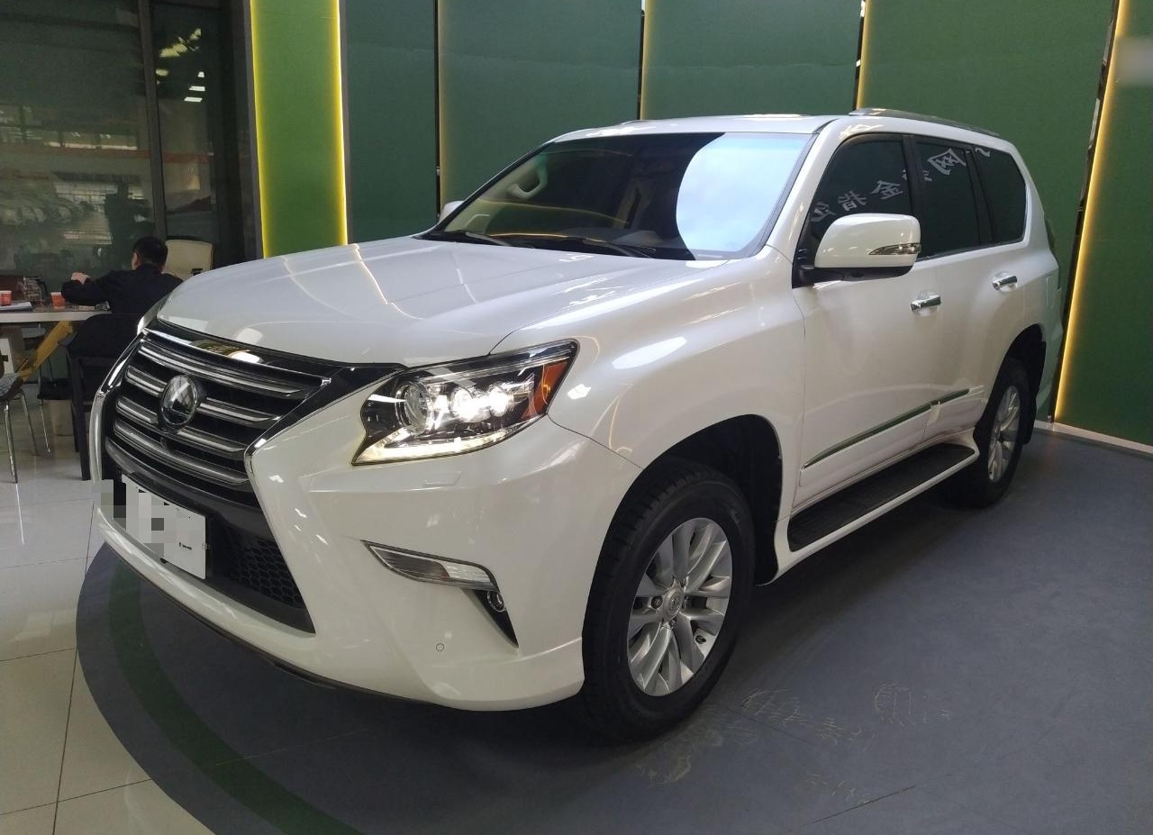 丰田 埃尔法 2019款 双擎 2.5L 尊贵版(进口)