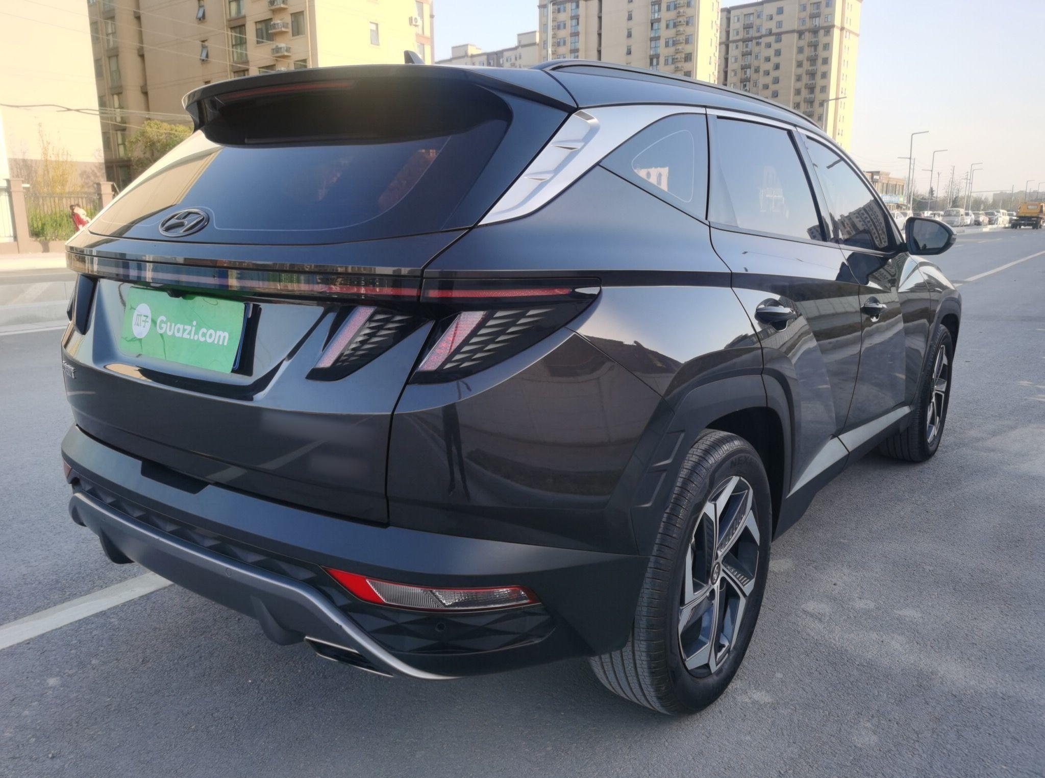 现代 2021款 途胜L 1.5T LUX尊贵版