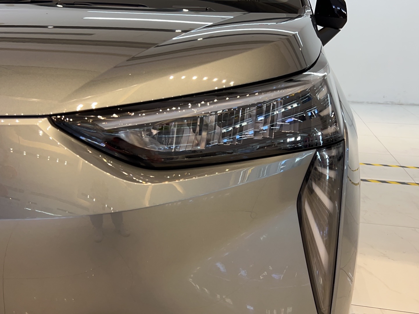 广汽埃安 AION Y 2021款 70 科技活力版