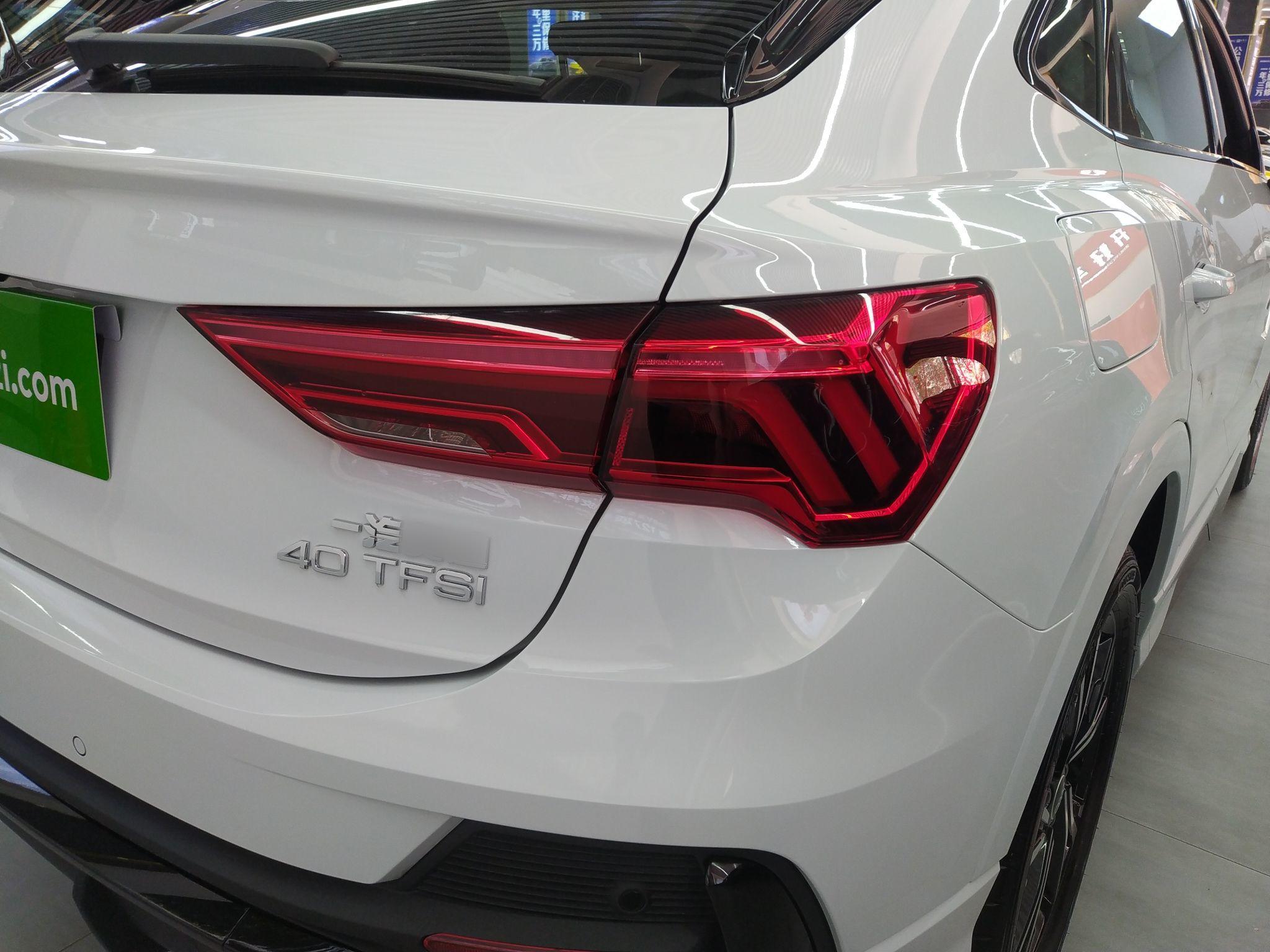 奥迪Q3 Sportback 2022款 40 TFSI 时尚型