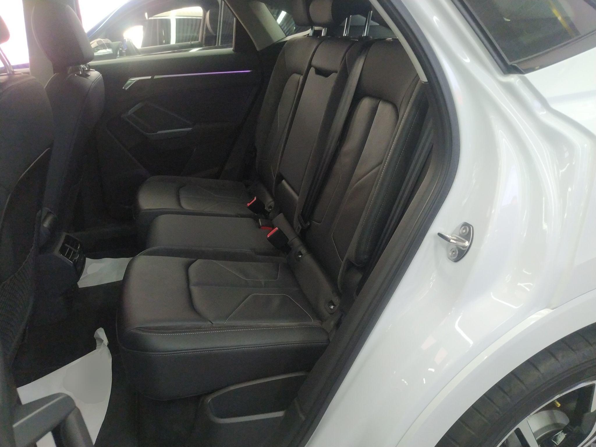 奥迪Q3 Sportback 2022款 40 TFSI 时尚型