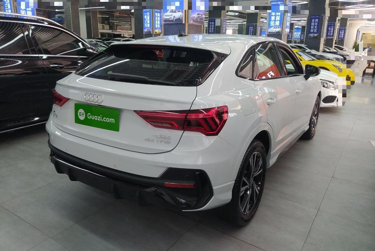 奥迪Q3 Sportback 2022款 40 TFSI 时尚型