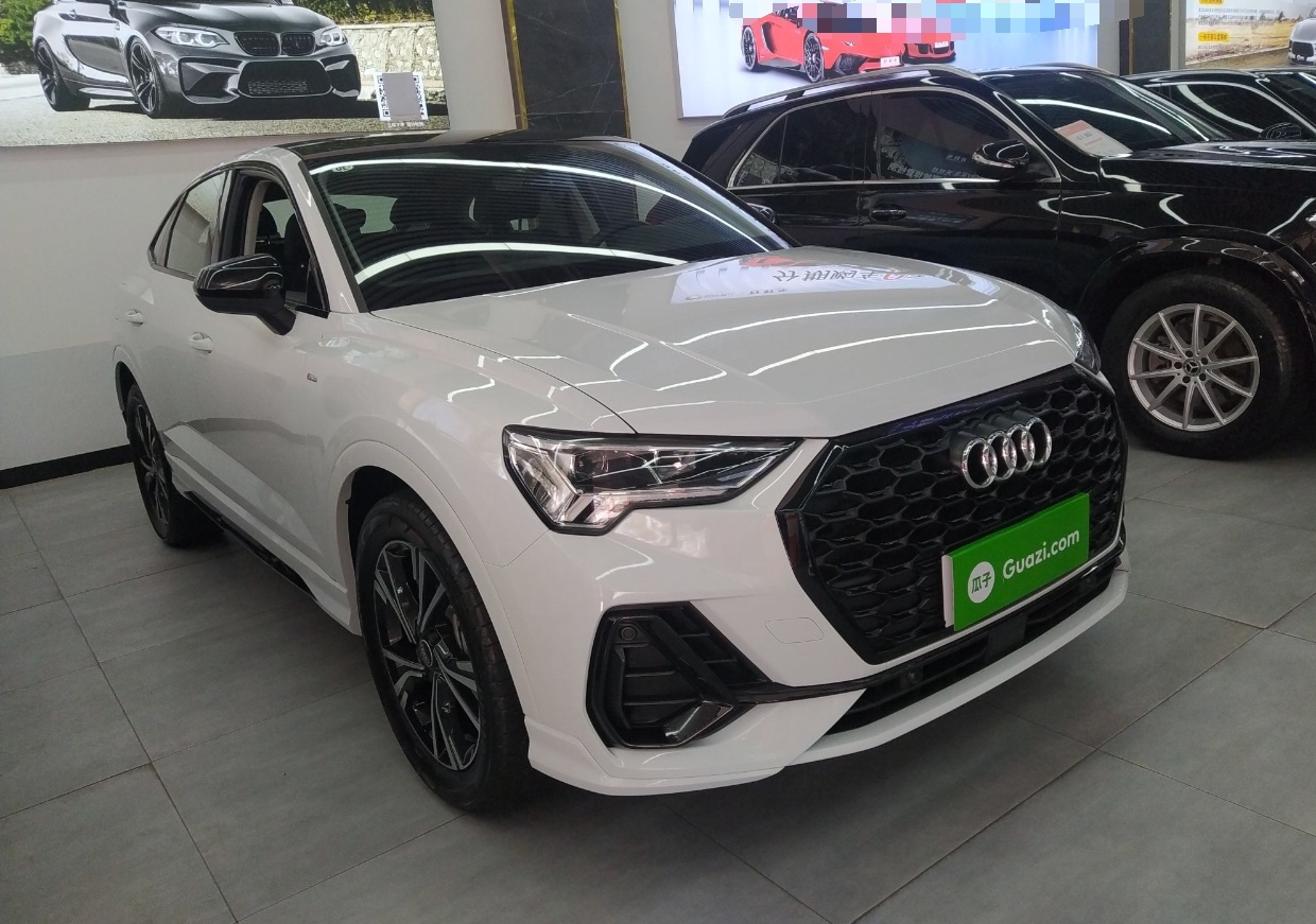 奥迪Q3 Sportback 2022款 40 TFSI 时尚型