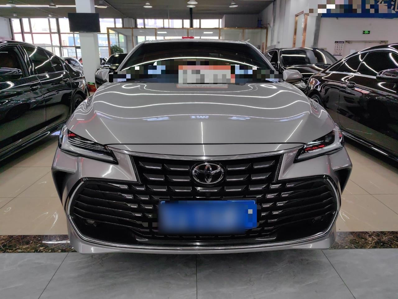 丰田 亚洲龙 2022款 2.0L XLE尊享版