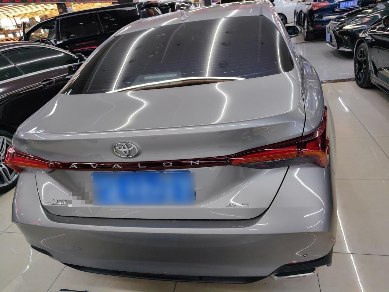 丰田 亚洲龙 2022款 2.0L XLE尊享版