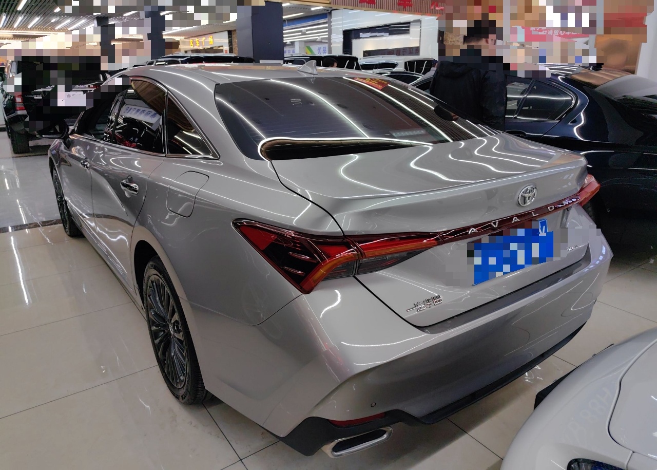 丰田 亚洲龙 2022款 2.0L XLE尊享版