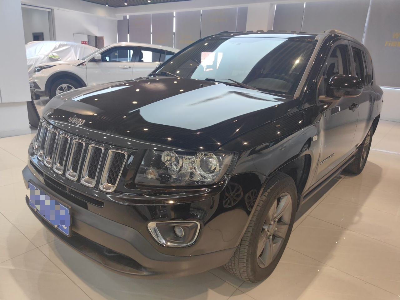 Jeep 指南者 2014款 改款 2.4L 四驱舒适版(进口)