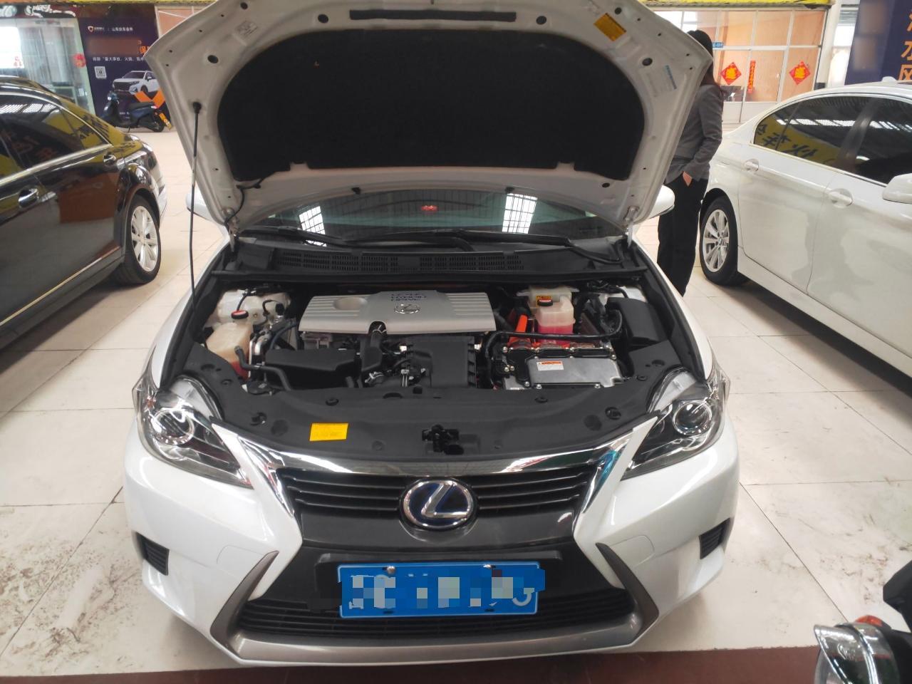 雷克萨斯CT 2014款 CT200h 精英版 单色