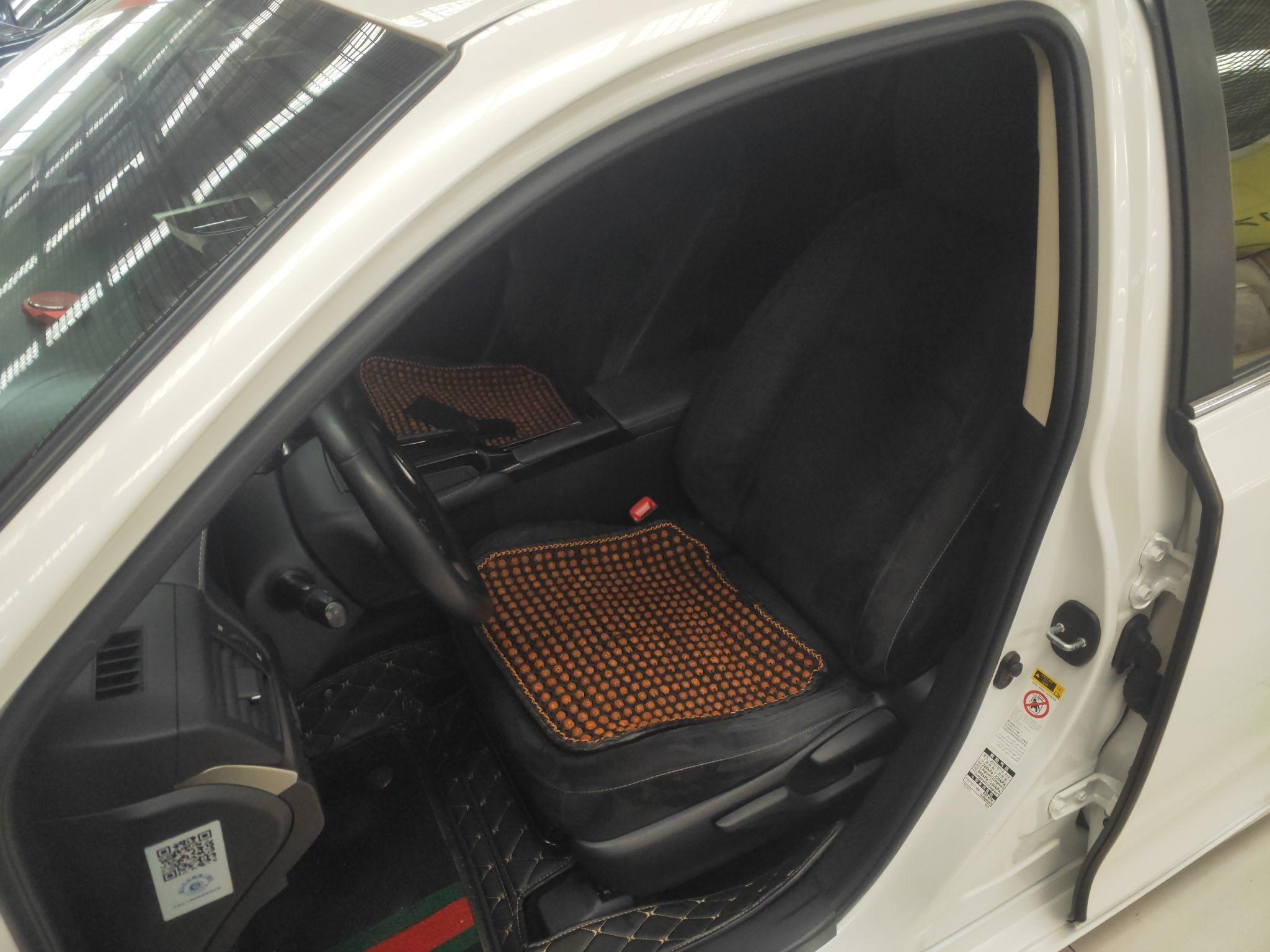 雷克萨斯CT 2014款 CT200h 精英版 单色