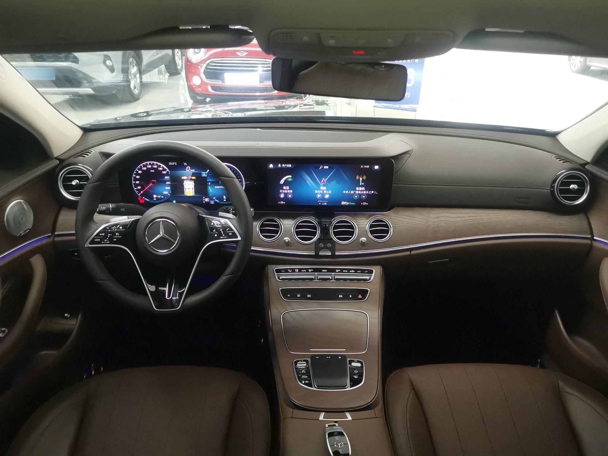 奔驰E级 2021款 E 300 L 豪华型