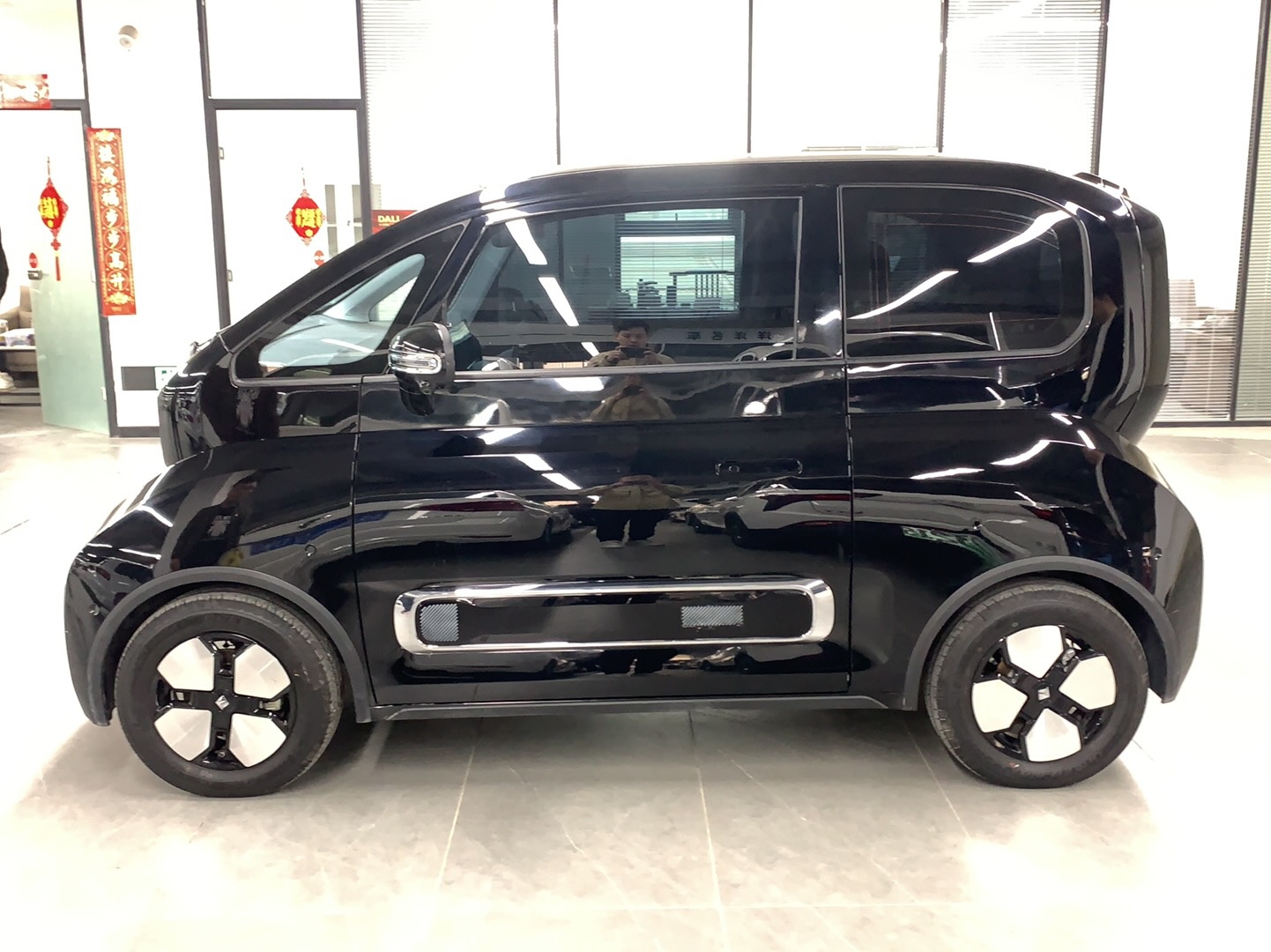 宝骏KiWi EV 2023款 大疆版 磷酸铁锂