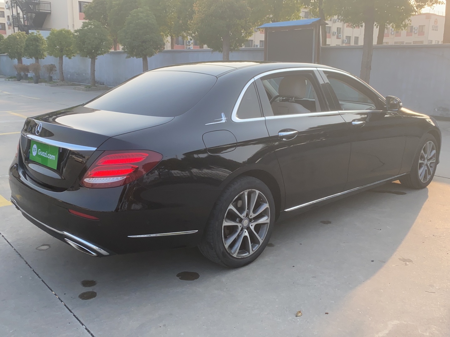 奔驰E级 2016款 E 300 L 时尚型