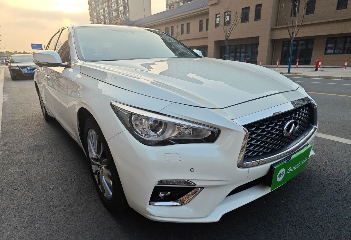 英菲尼迪Q50L 2018款 2.0T 进享版 国VI