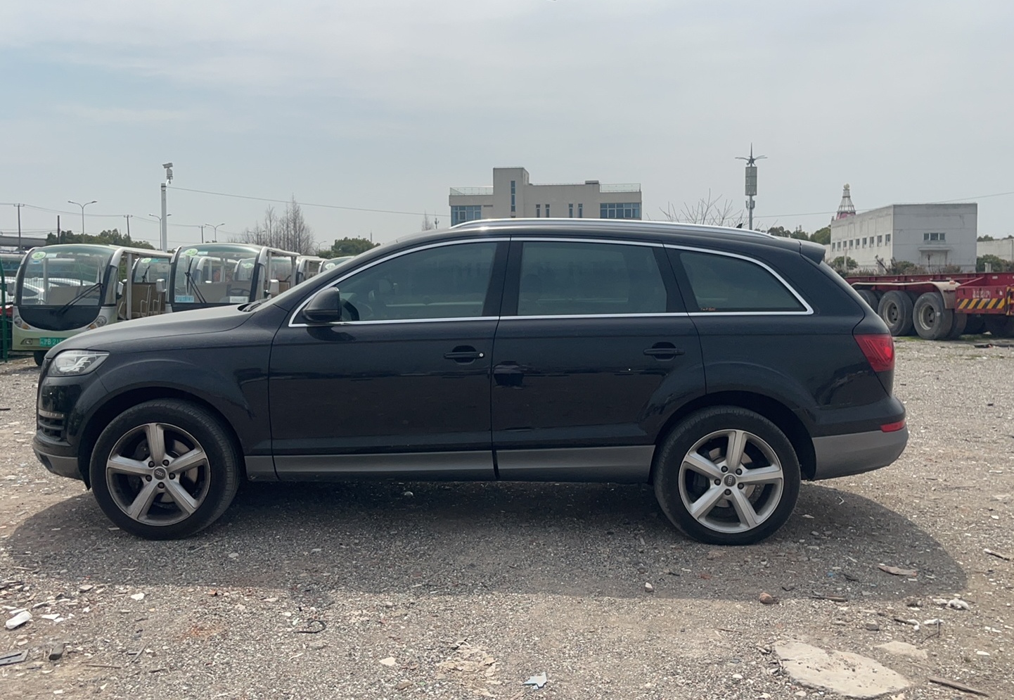 奥迪Q7 2012款 3.0 TFSI 进取型(200kW)(进口)