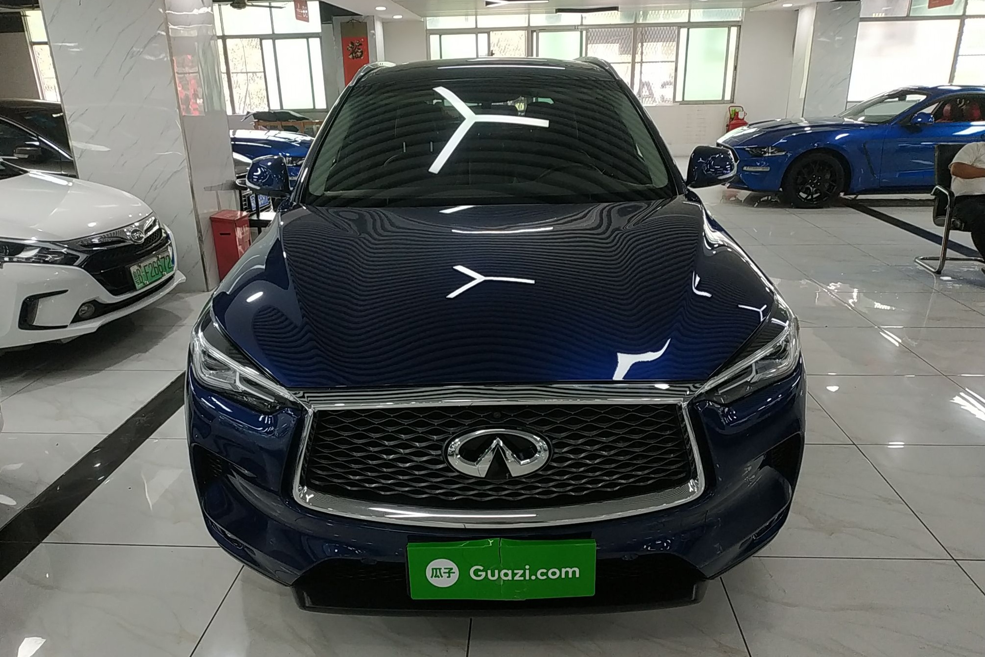 英菲尼迪QX50 2018款 2.0T 两驱时尚版