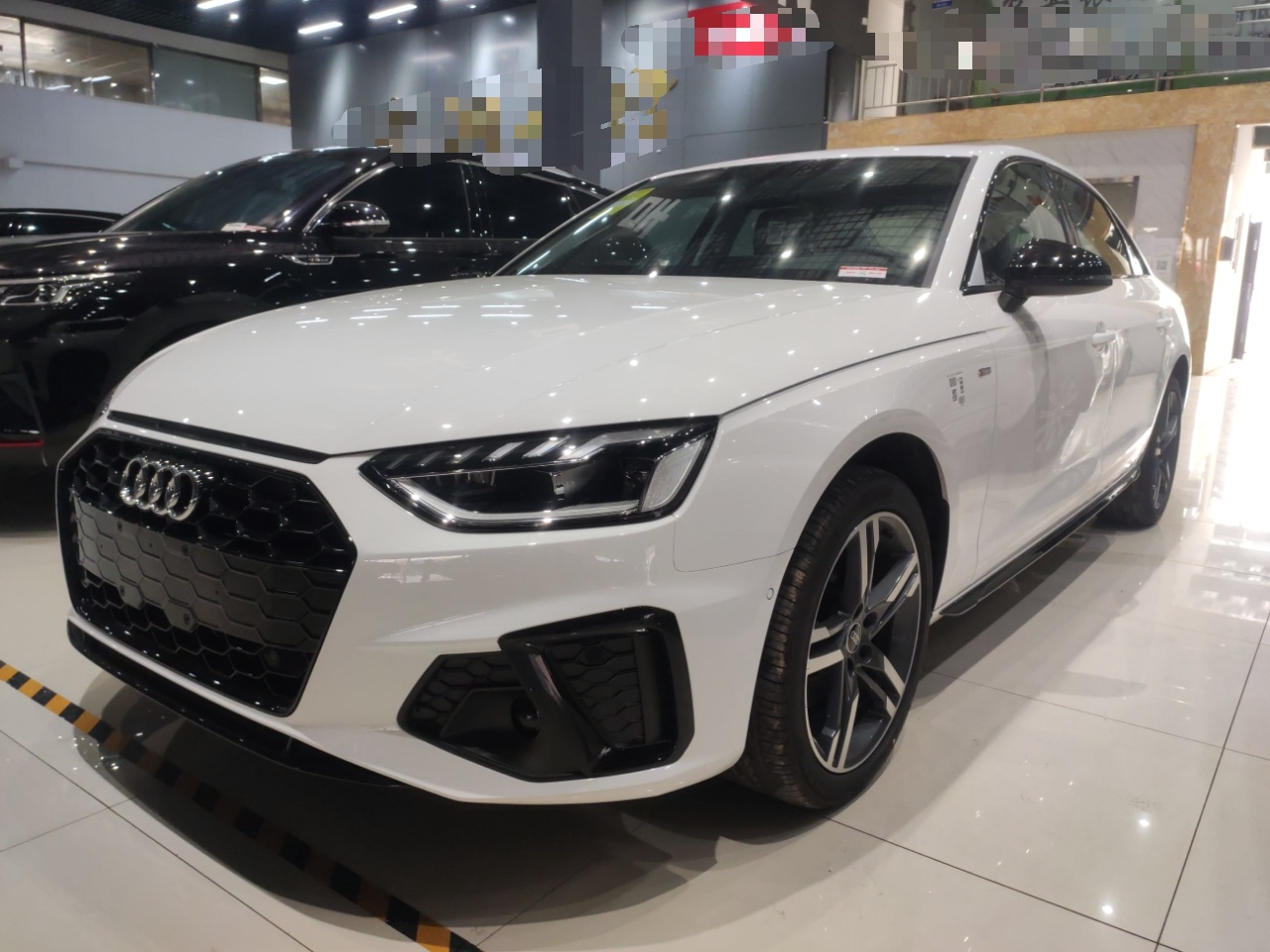 奥迪A4L 2022款 40 TFSI 豪华动感型