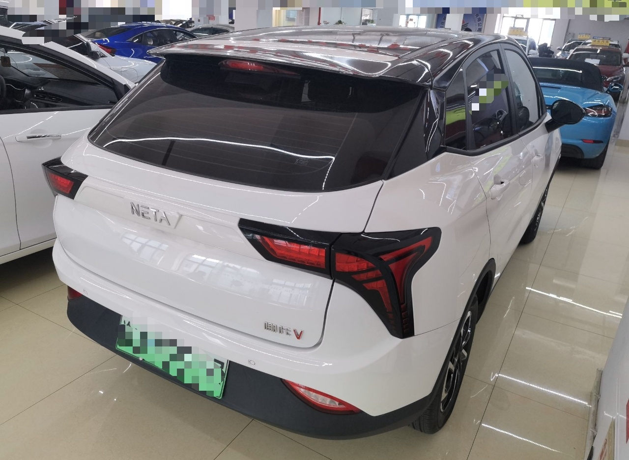 哪吒汽车 哪吒V 2021款 长续航娱乐版升级型