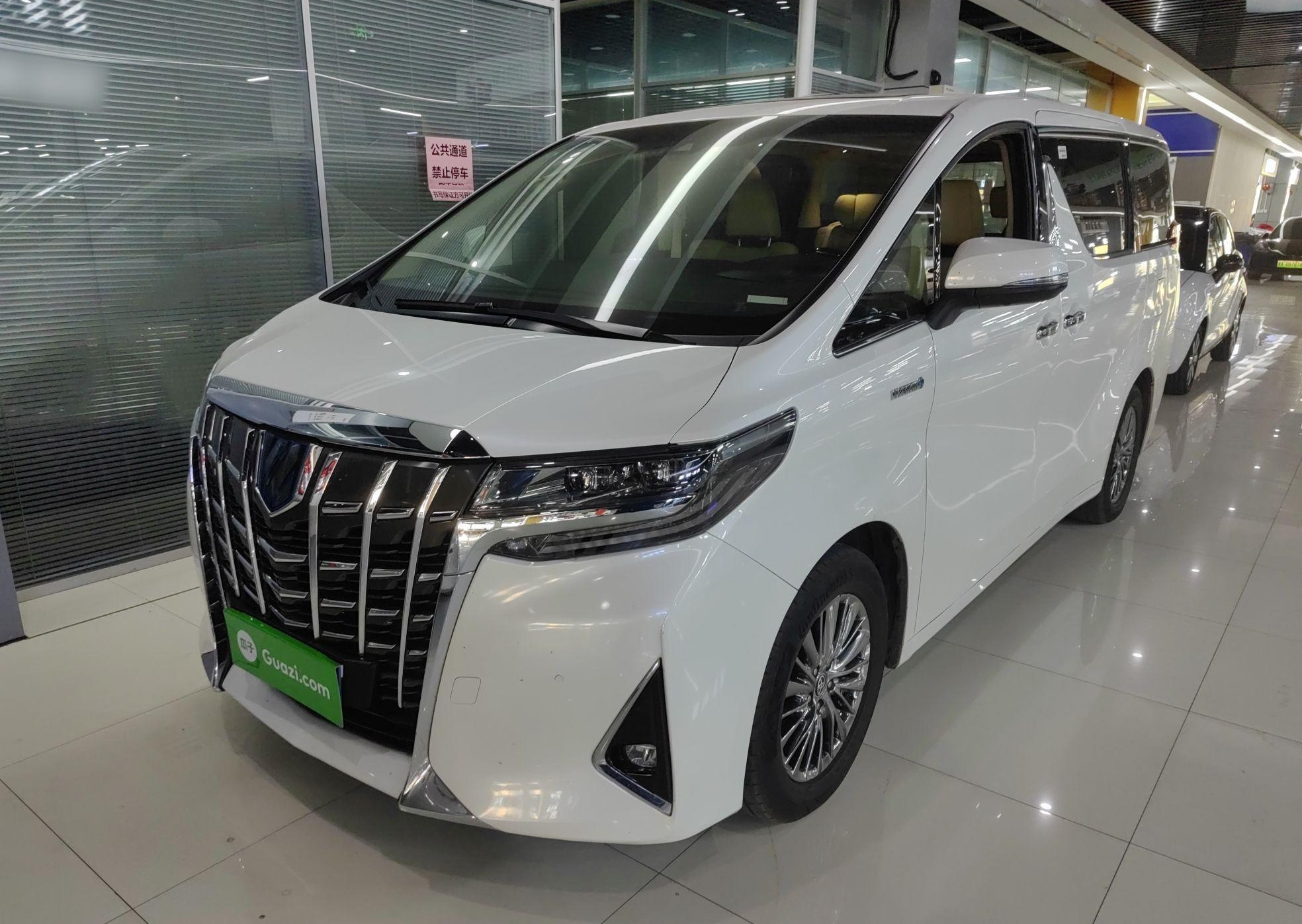 丰田 埃尔法 2019款 双擎 2.5L 豪华版(进口)