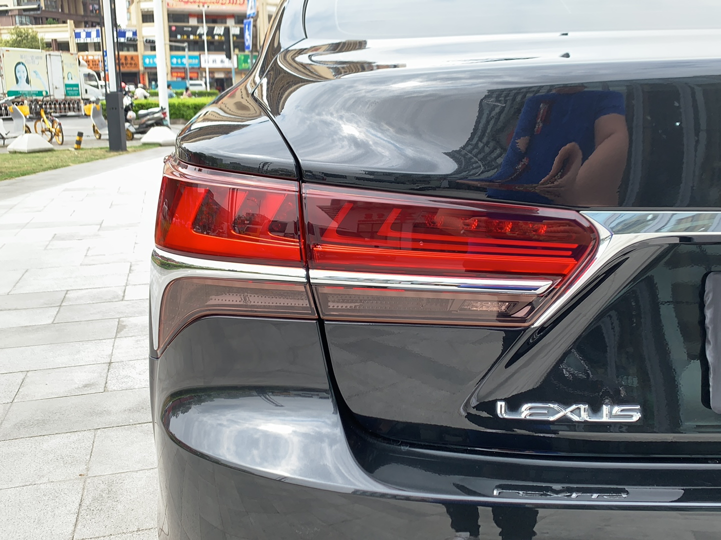 雷克萨斯LS 2018款 500h 行政版 国V