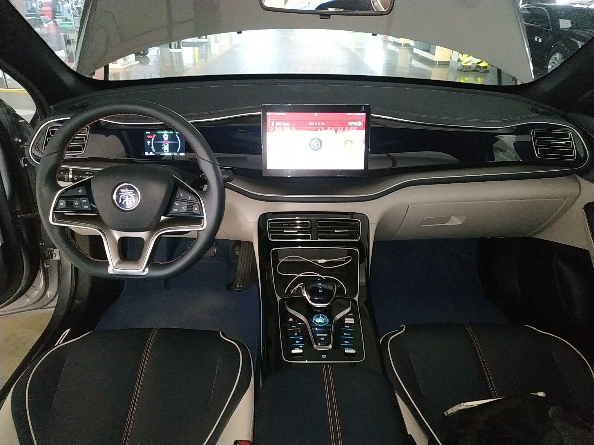 比亚迪 秦PLUS 2021款 EV 500KM 豪华型