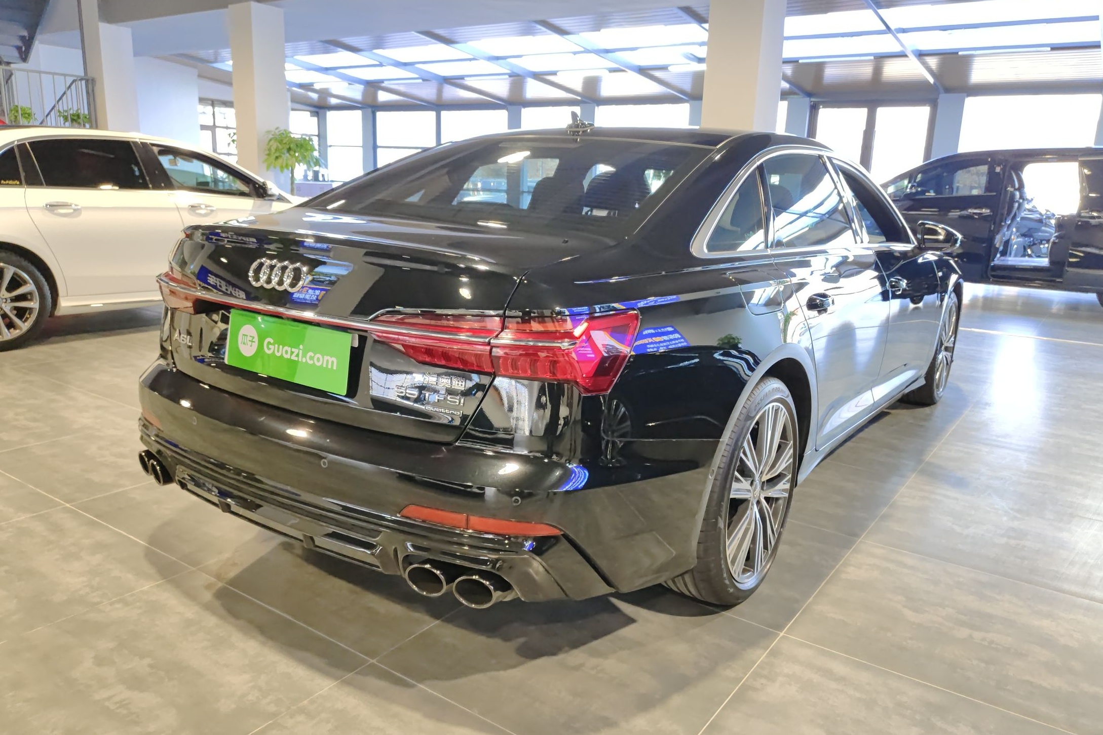 奥迪A6L 2021款 45 TFSI quattro 臻选动感型