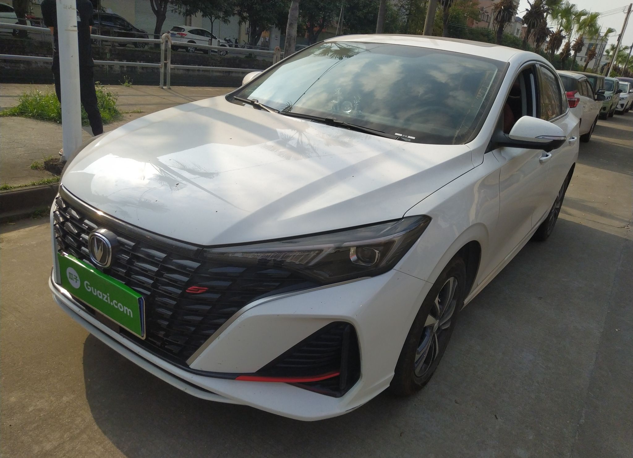 长安 逸动 2022款 PLUS 蓝鲸NE 1.4T GDI DCT尊贵版