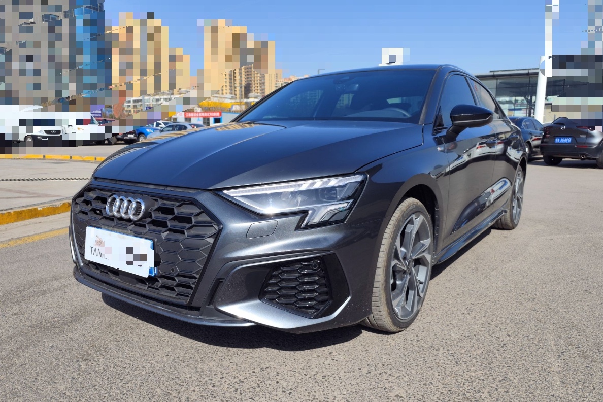 奥迪A3 2022款 A3L Limousine 35 TFSI 豪华运动型