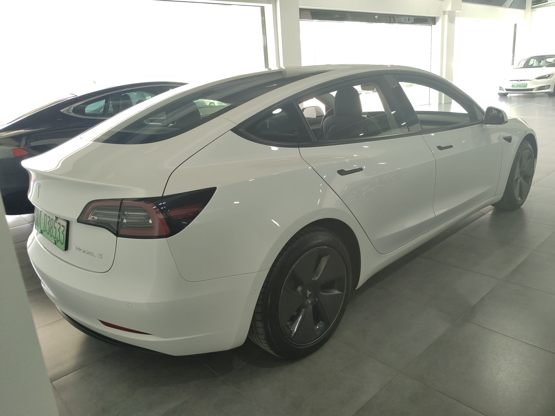 特斯拉 Model 3 2021款 标准续航后驱升级版 3D6