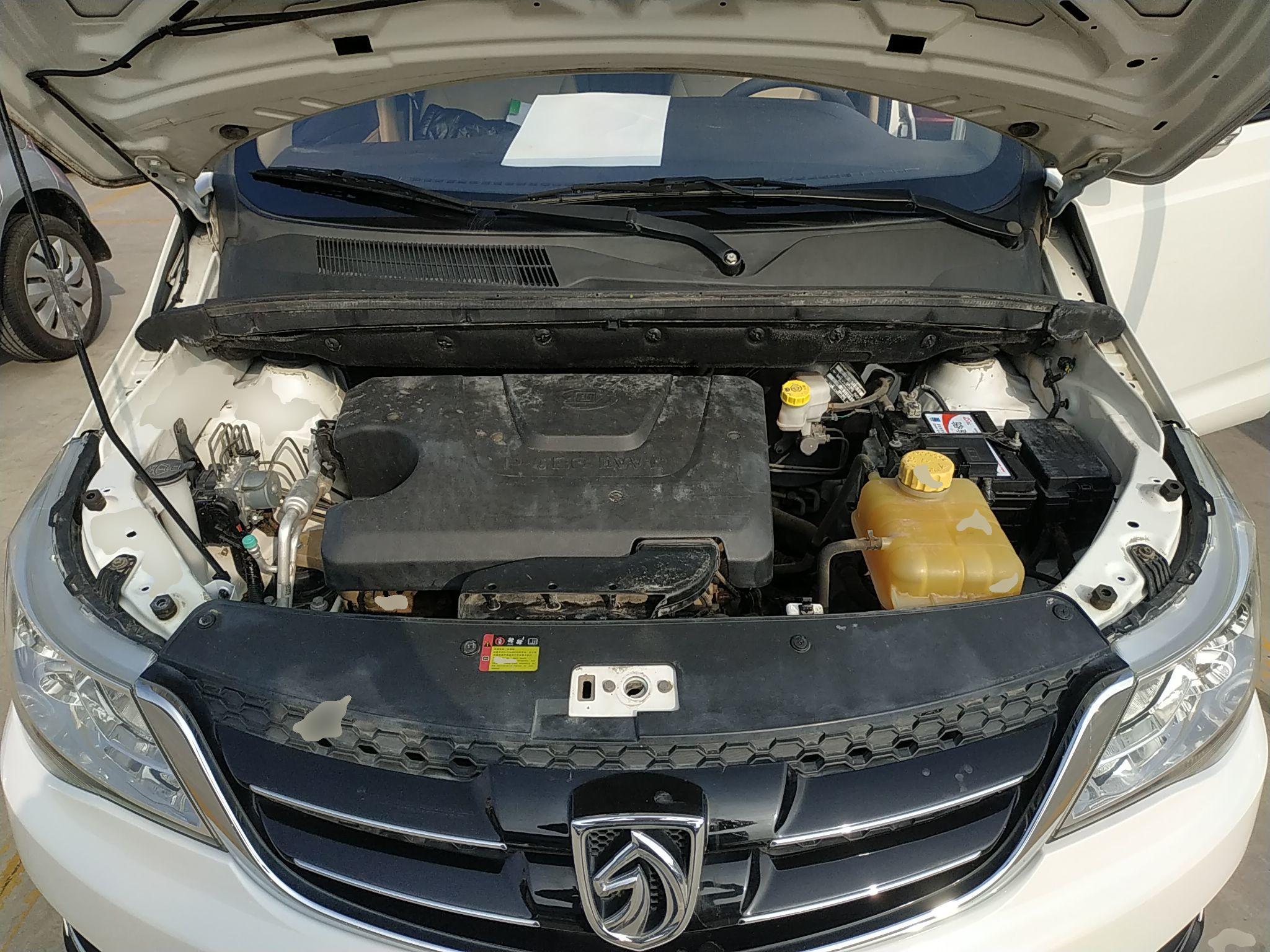 宝骏730 2016款 1.5L 手动标准型 7座