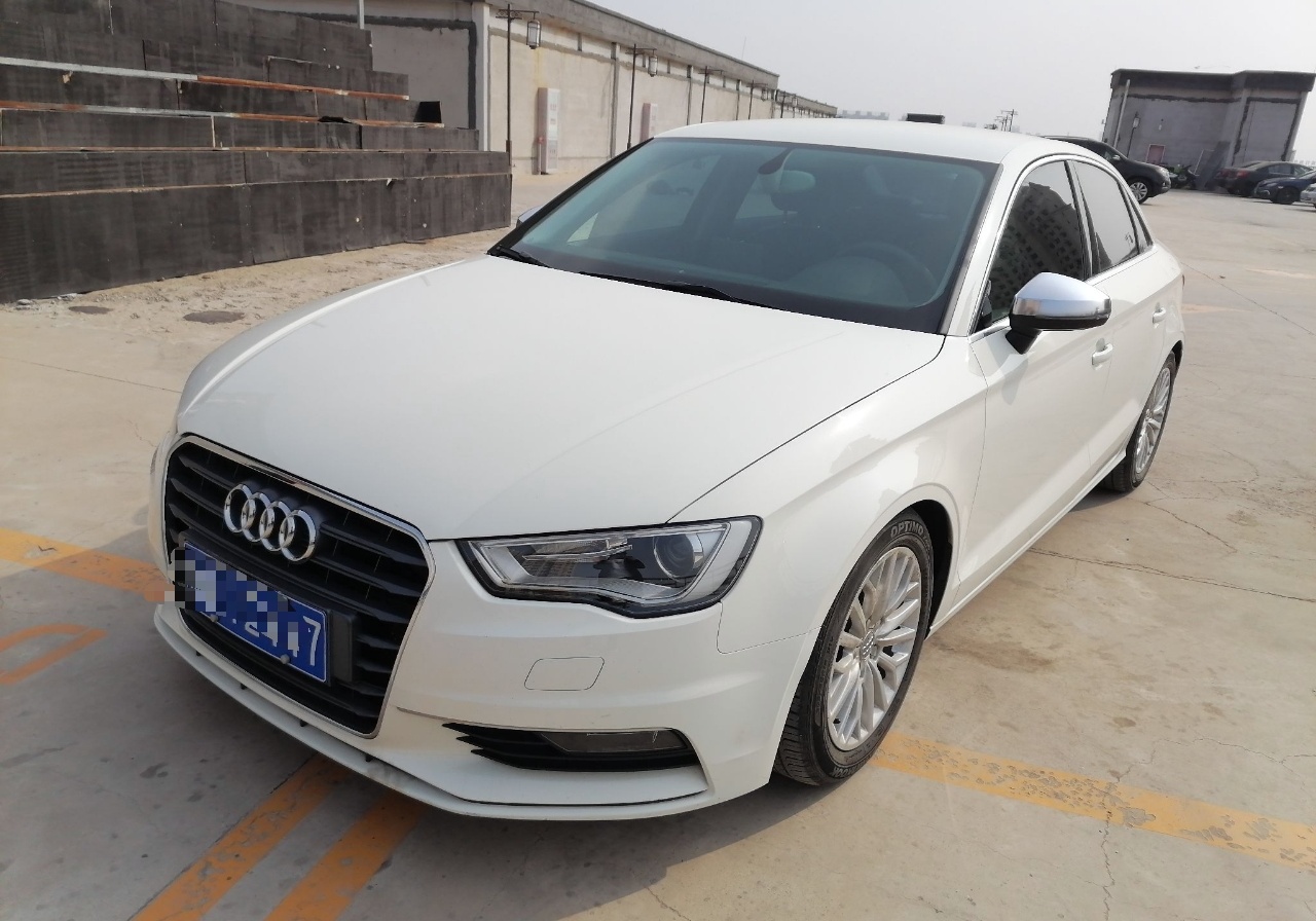 奥迪A3 2014款 Limousine 35 TFSI 自动进取型