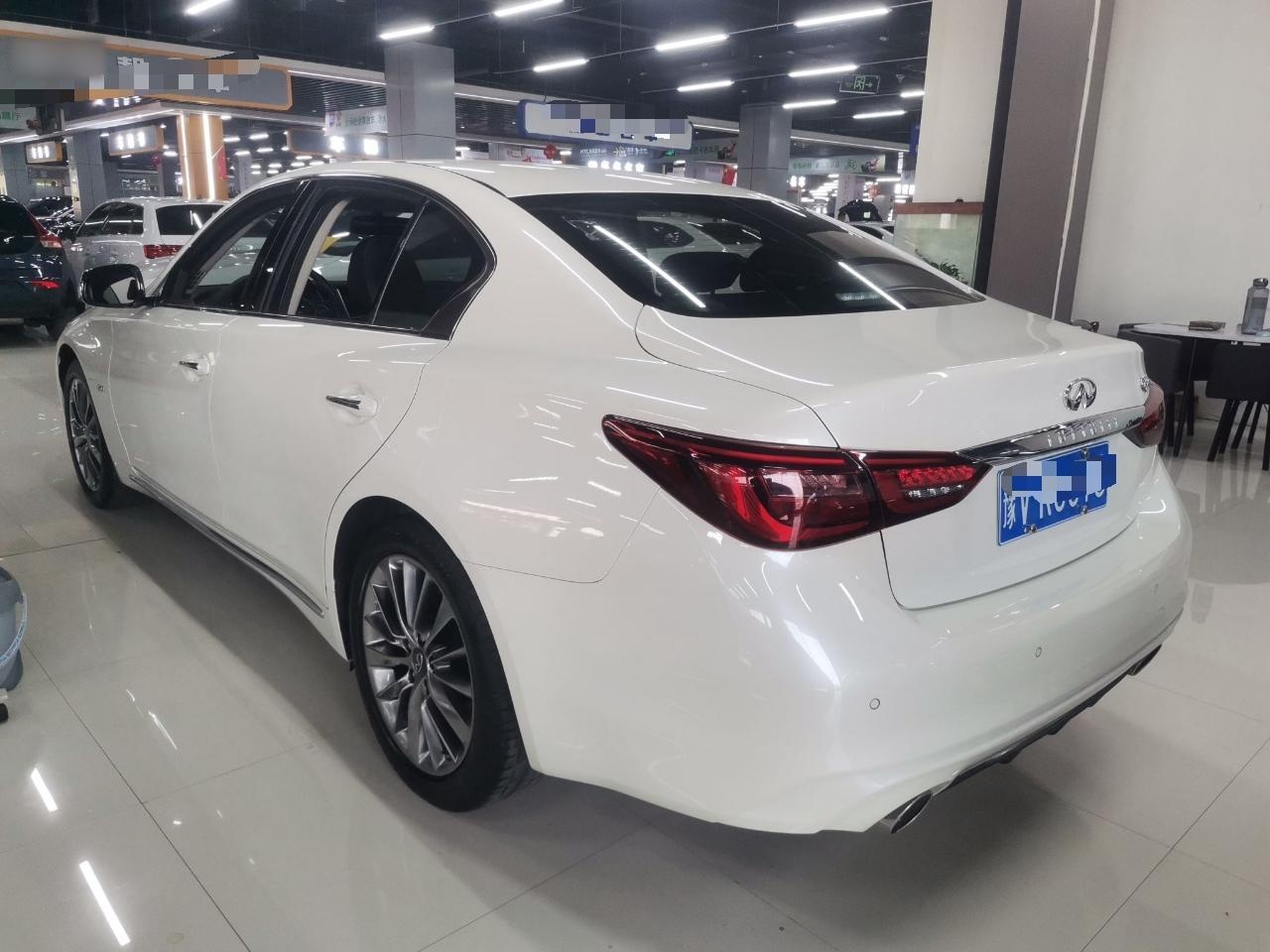 英菲尼迪Q50L 2021款 2.0T 逸享版