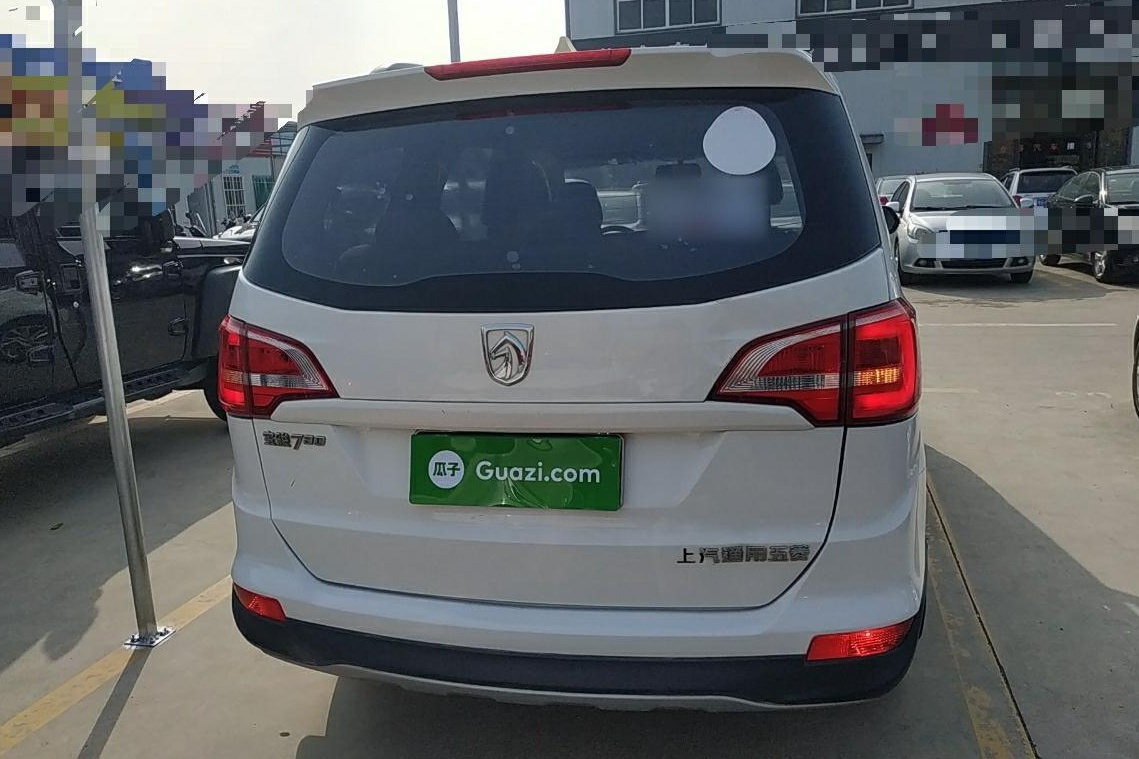 宝骏730 2016款 1.5L 手动标准型 7座