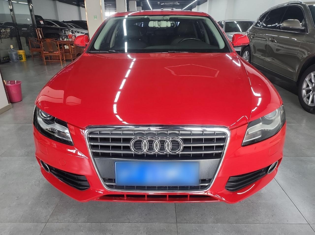 奥迪A4L 2011款 2.0 TFSI 舒适型