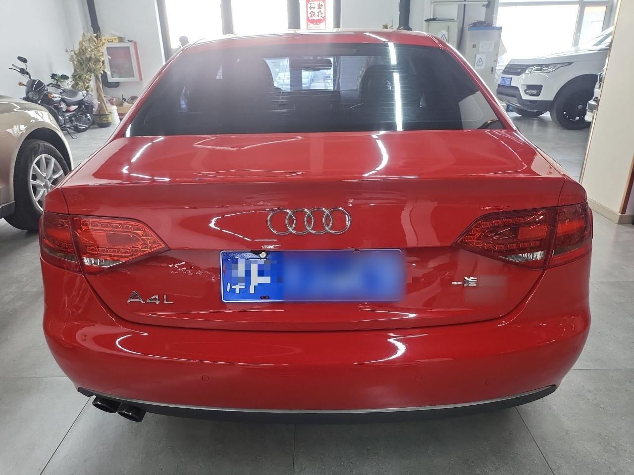 奥迪A4L 2011款 2.0 TFSI 舒适型