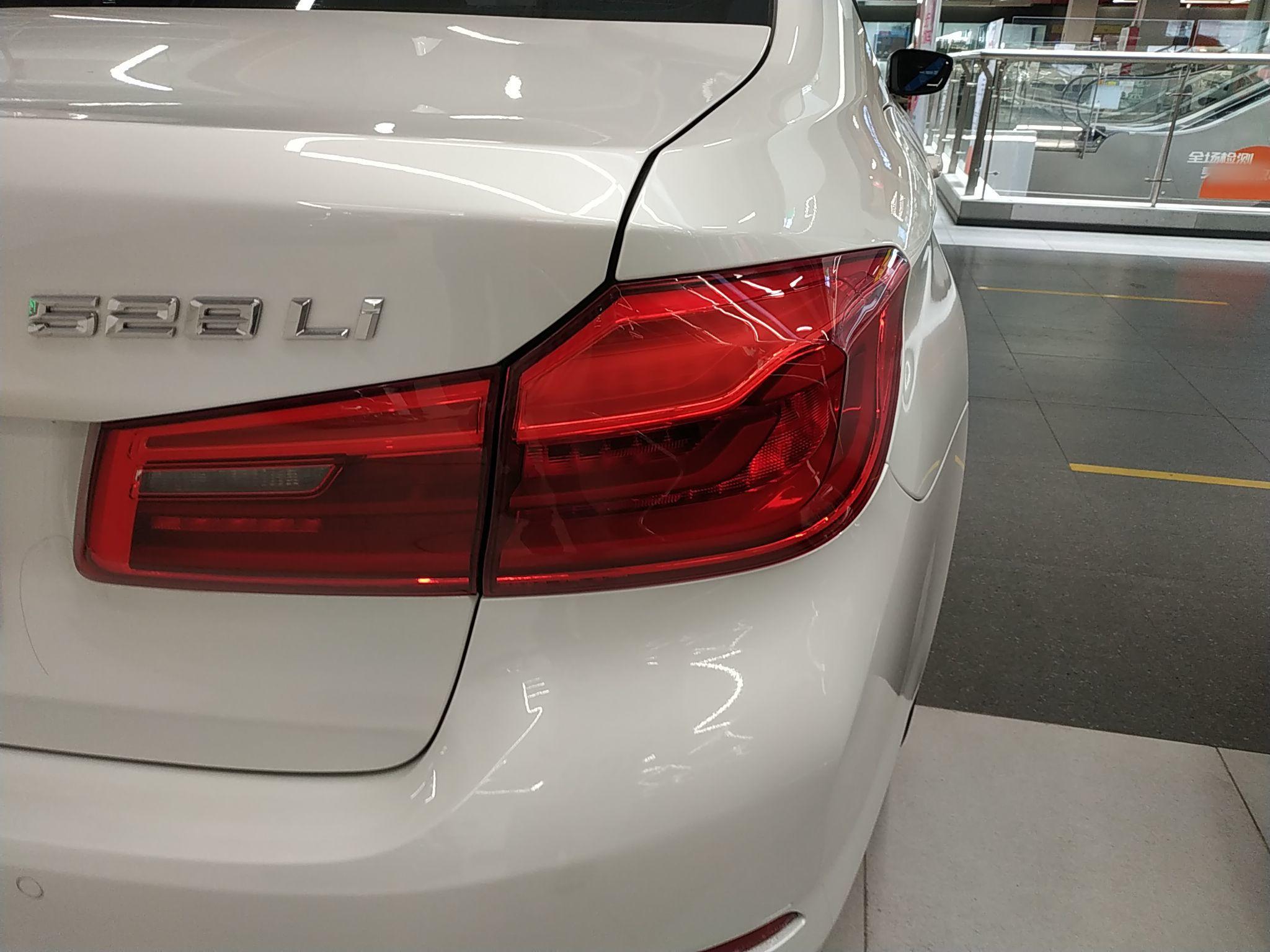 宝马5系 2018款 528Li 上市特别版