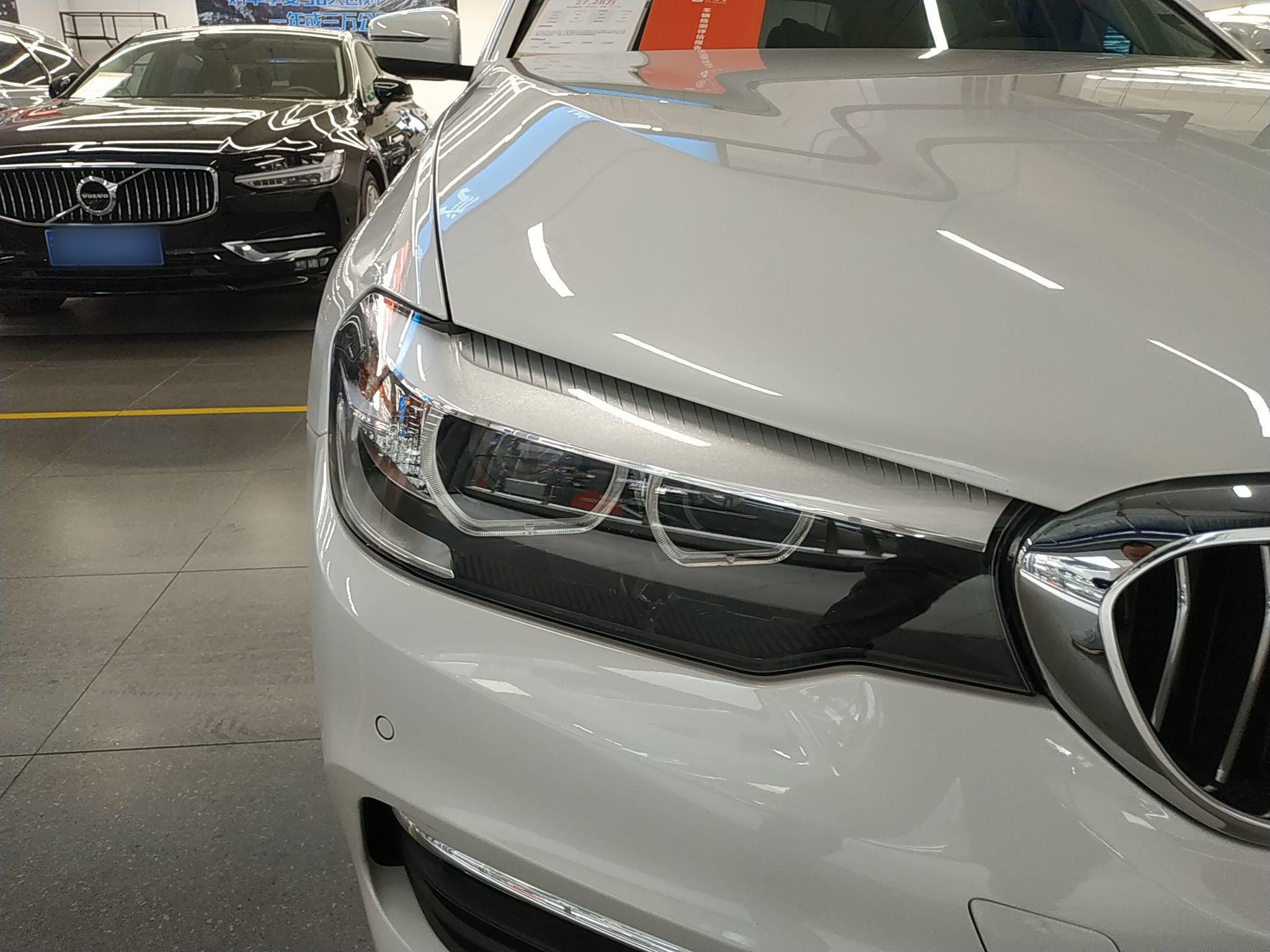 宝马5系 2018款 528Li 上市特别版