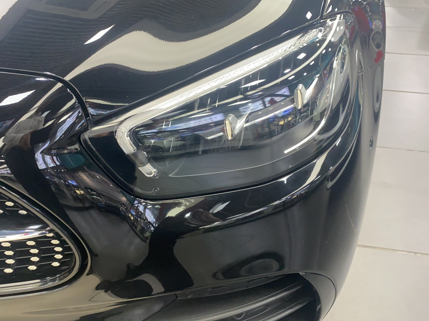 奔驰E级 2022款 改款二 E 300 L 运动豪华型