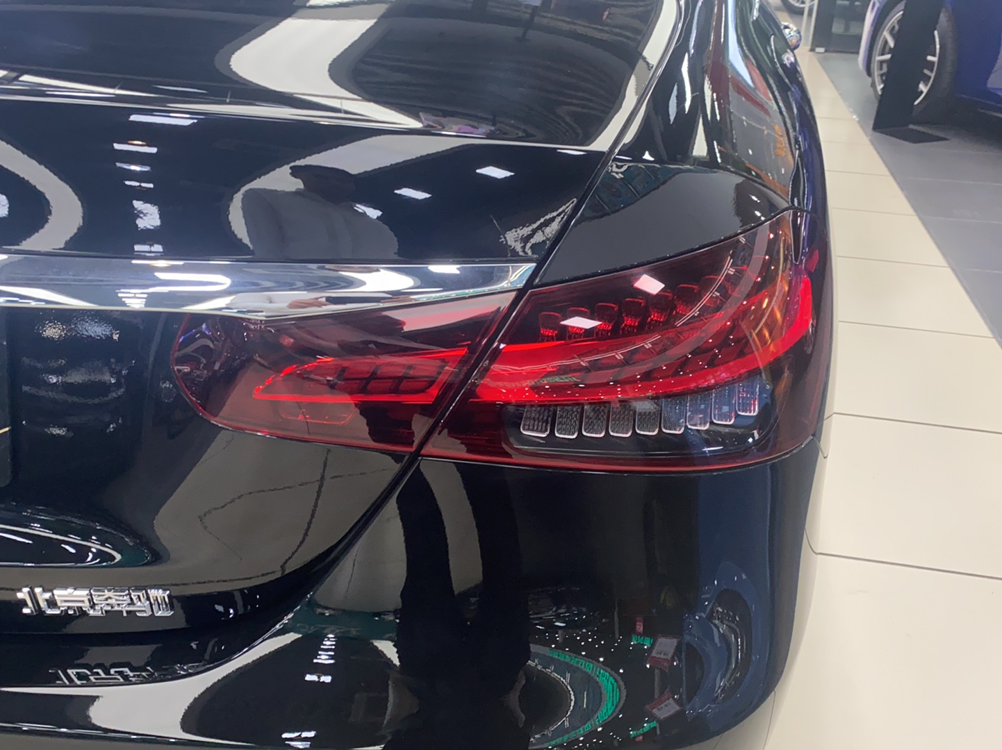 奔驰E级 2022款 改款二 E 300 L 运动豪华型