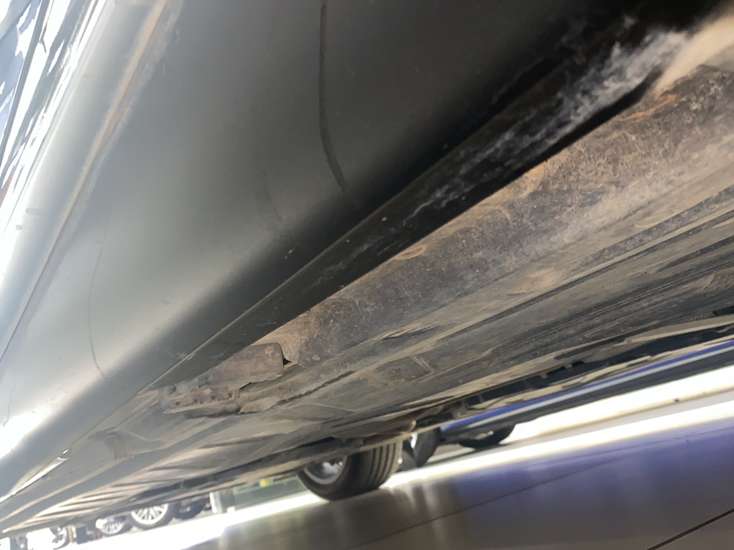 奔驰E级 2022款 改款二 E 300 L 运动豪华型