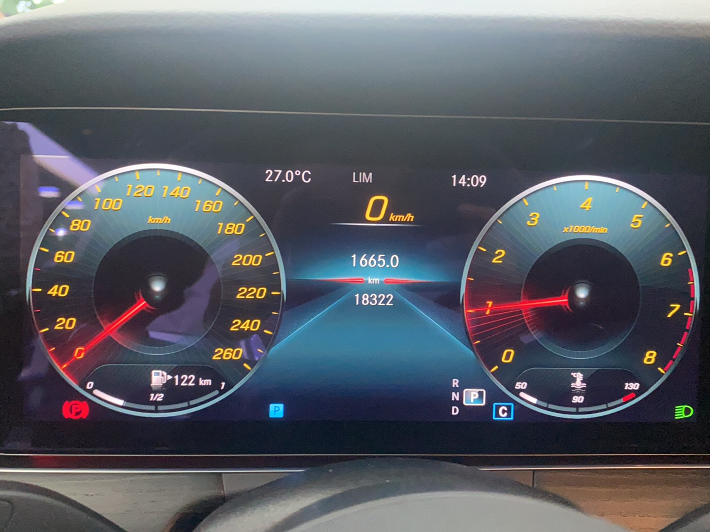 奔驰E级 2022款 改款二 E 300 L 运动豪华型